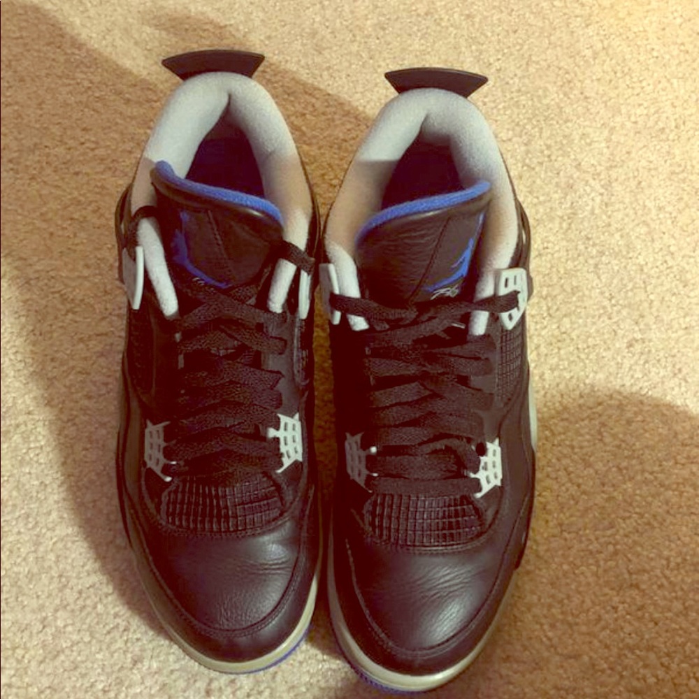 Jordan 4